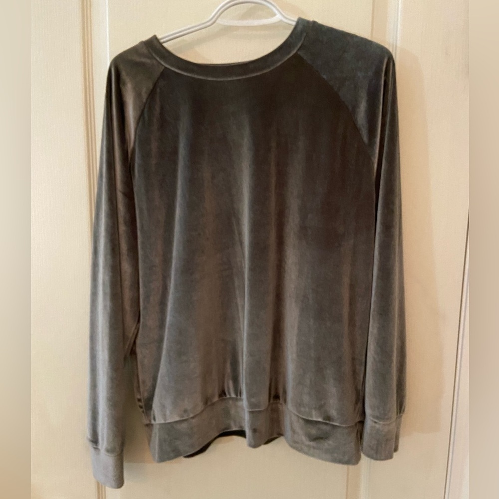 Double Zero Metallic Silver Sweatshirt